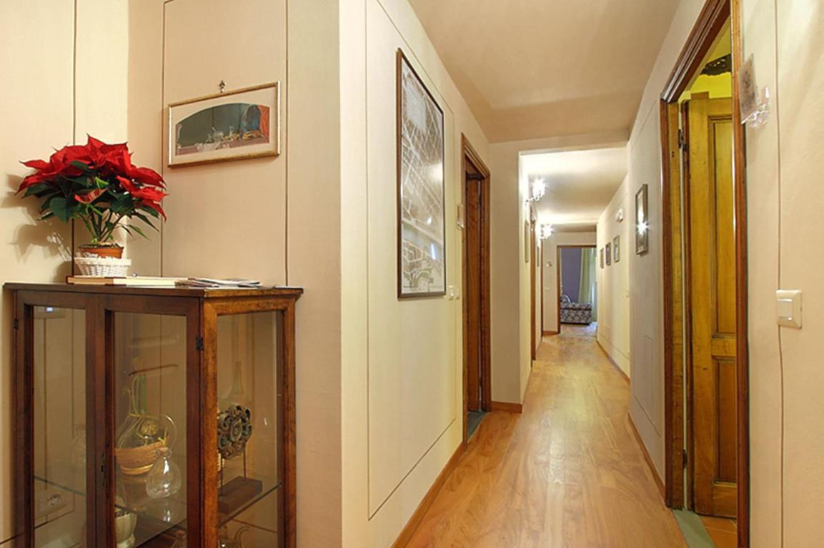 Apartments Puccini Флоренция Стая снимка