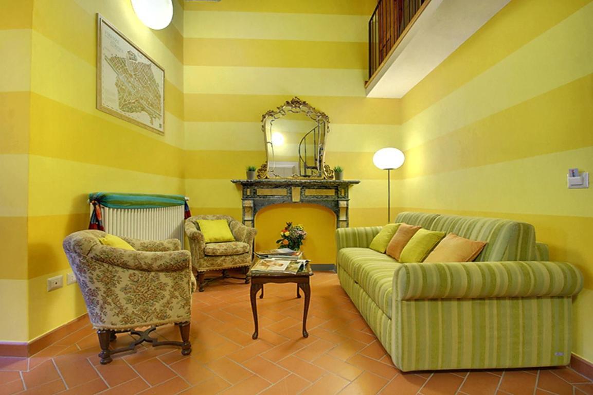 Apartments Puccini Флоренция Стая снимка