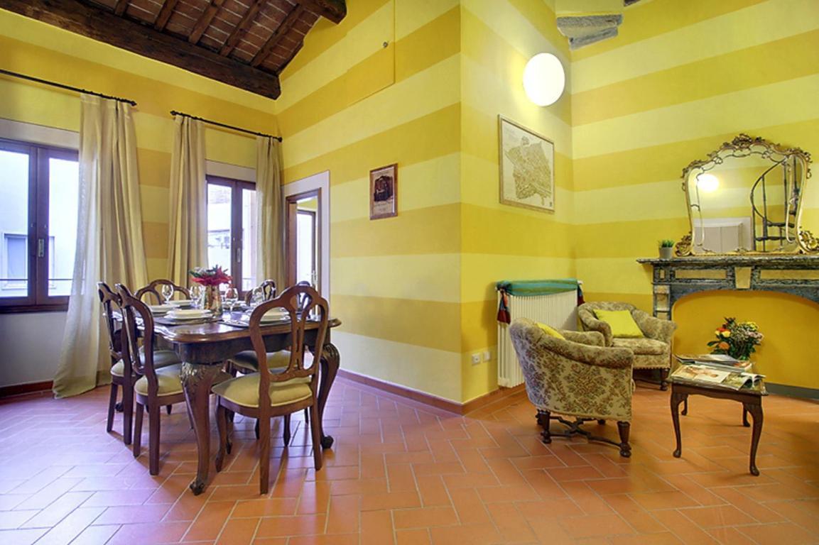 Apartments Puccini Флоренция Стая снимка